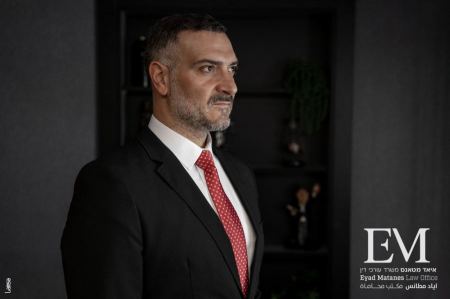 رجل يفقد يده اليمنى حتى كوعه، دعوى إهمال طبّي بقيمة ملايين الشواقل